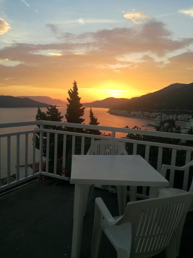 Apartment And Rooms Barbaric Neum Extérieur photo