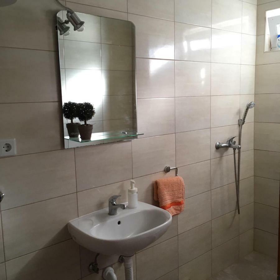 Apartment And Rooms Barbaric Neum Extérieur photo